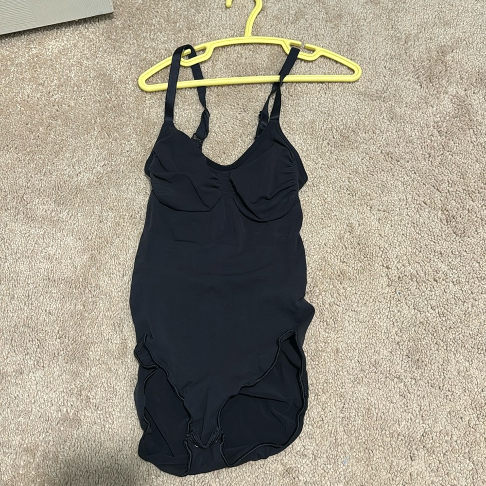 Skims shape wear